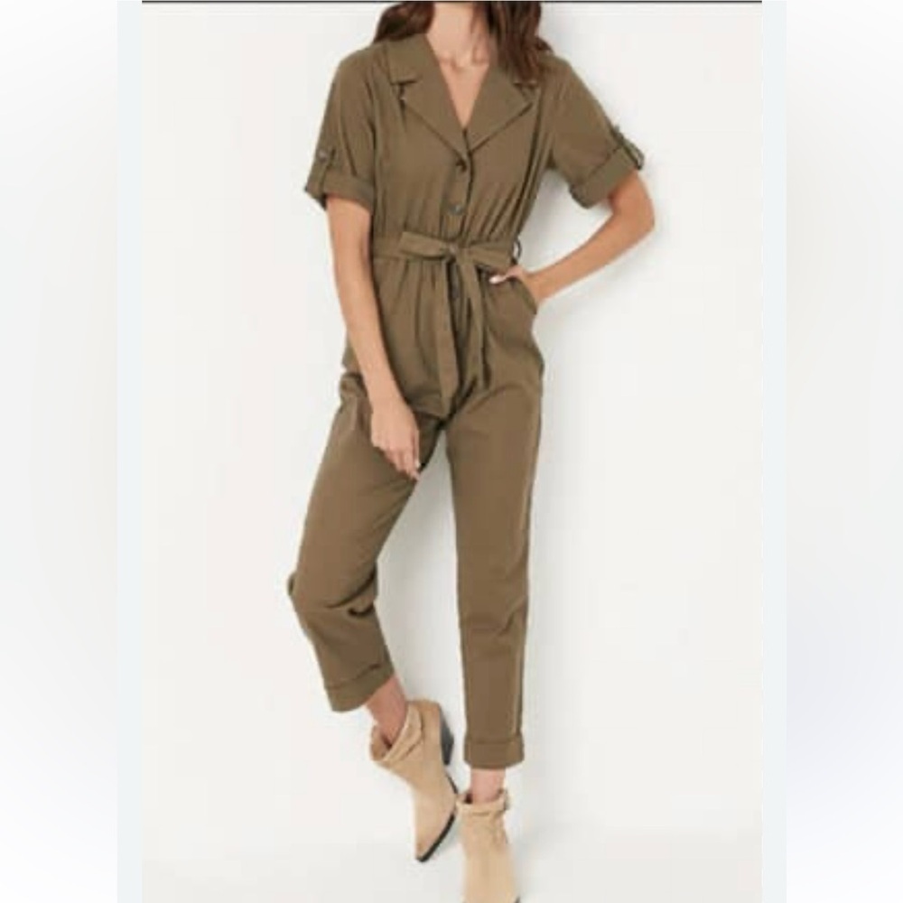 American Eagle Outfitters belted collars green Olive Jumpsuit military size L
